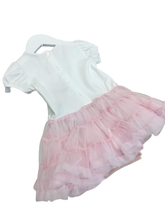 Load image into Gallery viewer, Abito neonata con tulle rosa e strass
