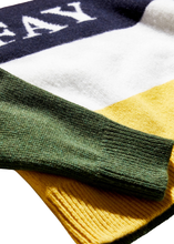 Load image into Gallery viewer, Maglione con scritta
